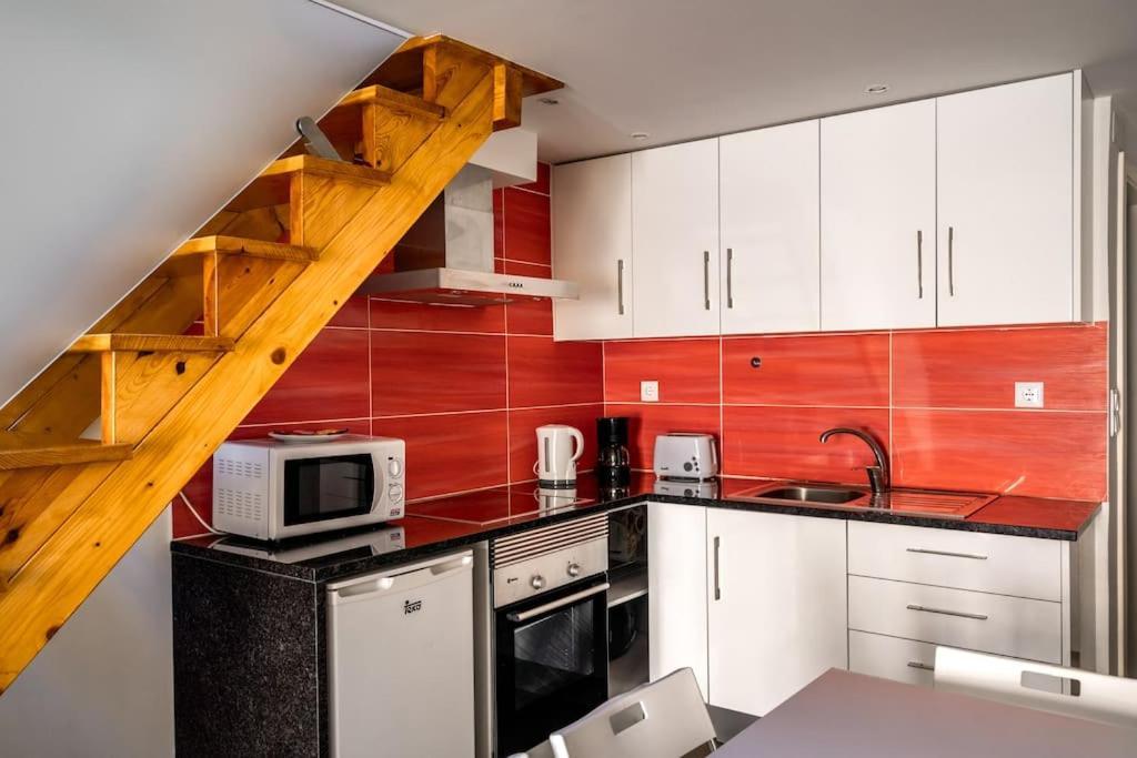 Charming Studio With Ac And Loft On Ground Floor Lisbon Luaran gambar
