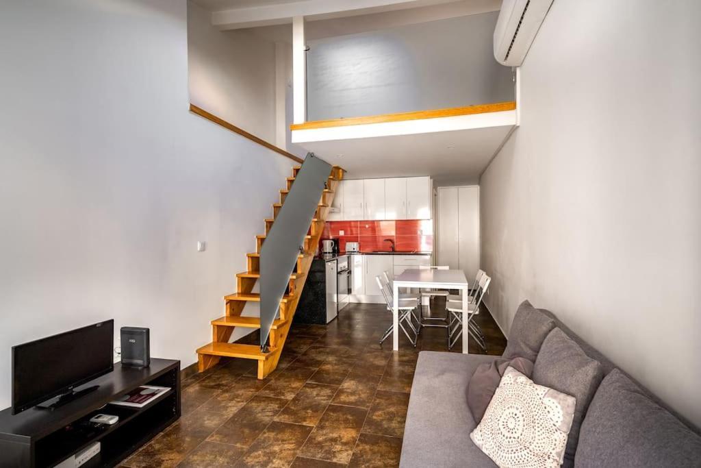 Charming Studio With Ac And Loft On Ground Floor Lisbon Luaran gambar